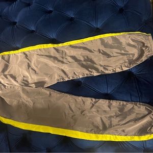 H&M  girlsGrey and lime green pants size 11/12